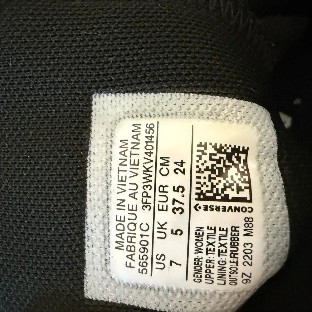 Converse outsole closure