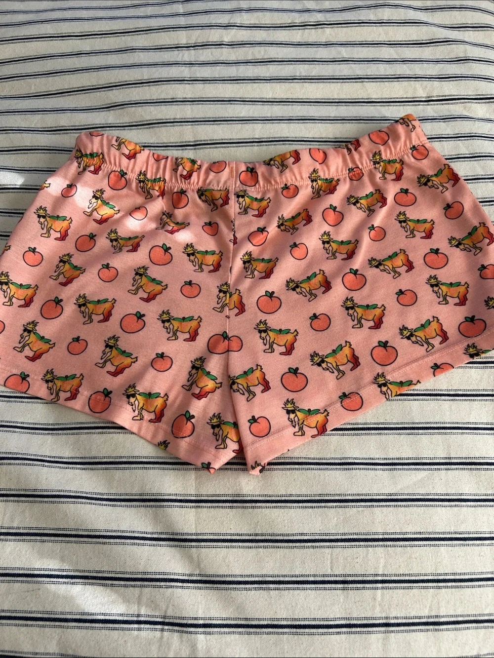 Goat Usa soft peach