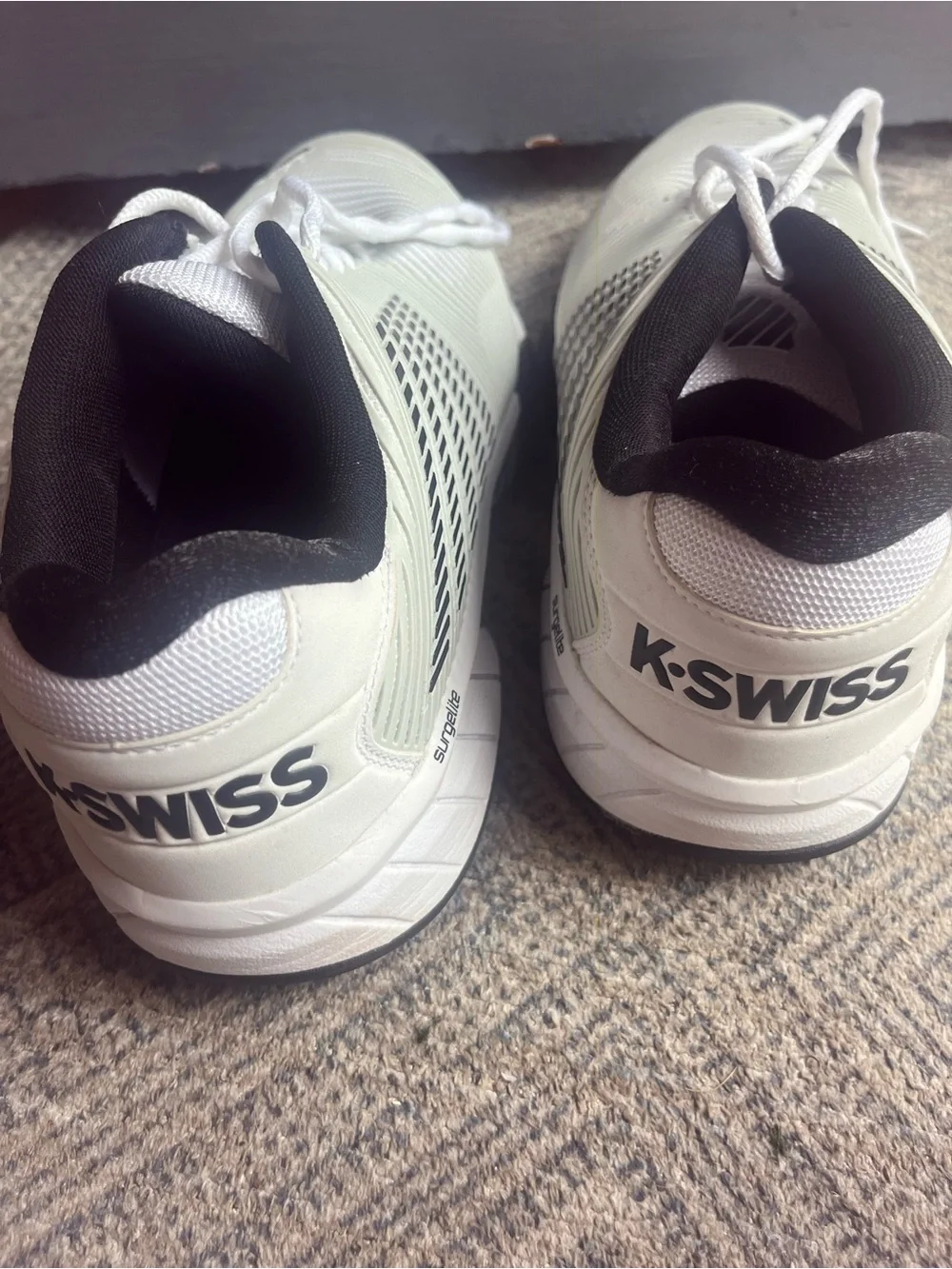Men’s Kswiss hyper court express grey/white/black size 13