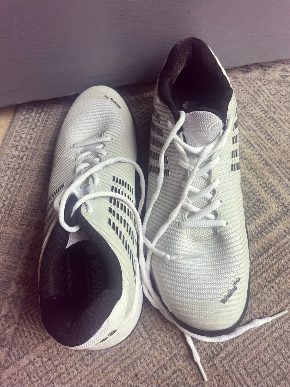Men’s Kswiss hyper court express grey/white/black size 13