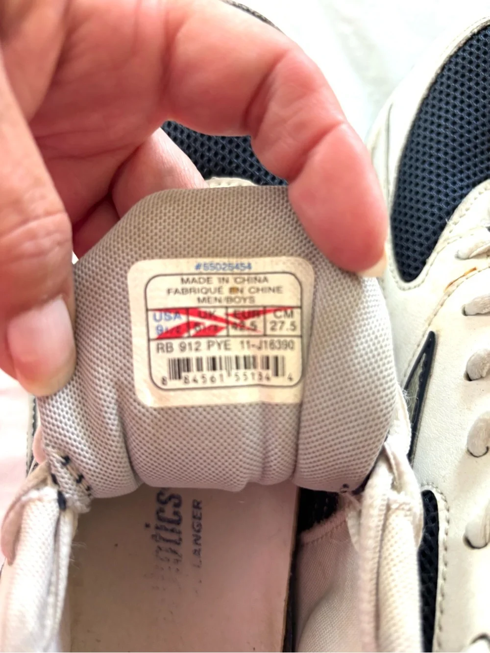 Reebok Navy & White DMX Versasport 4 2010 Sneakers SZ 9.5 Gently Worn