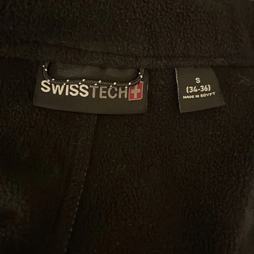 Swiss Tech good preloved