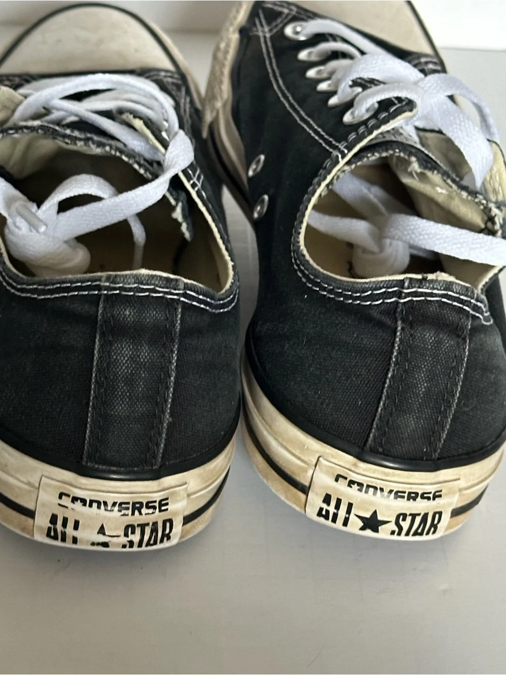 Converse ox low