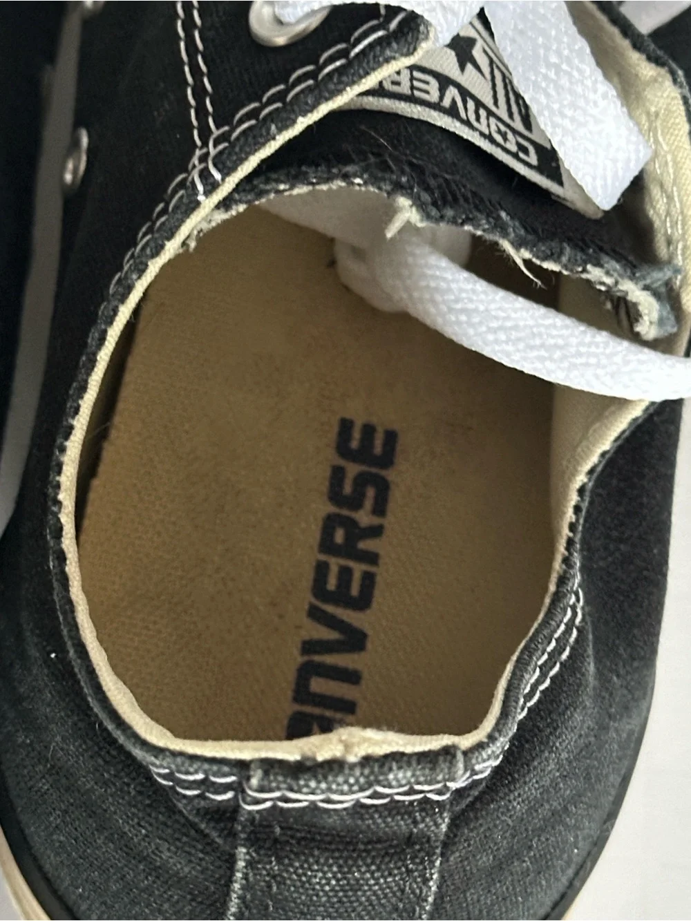 Converse ox low