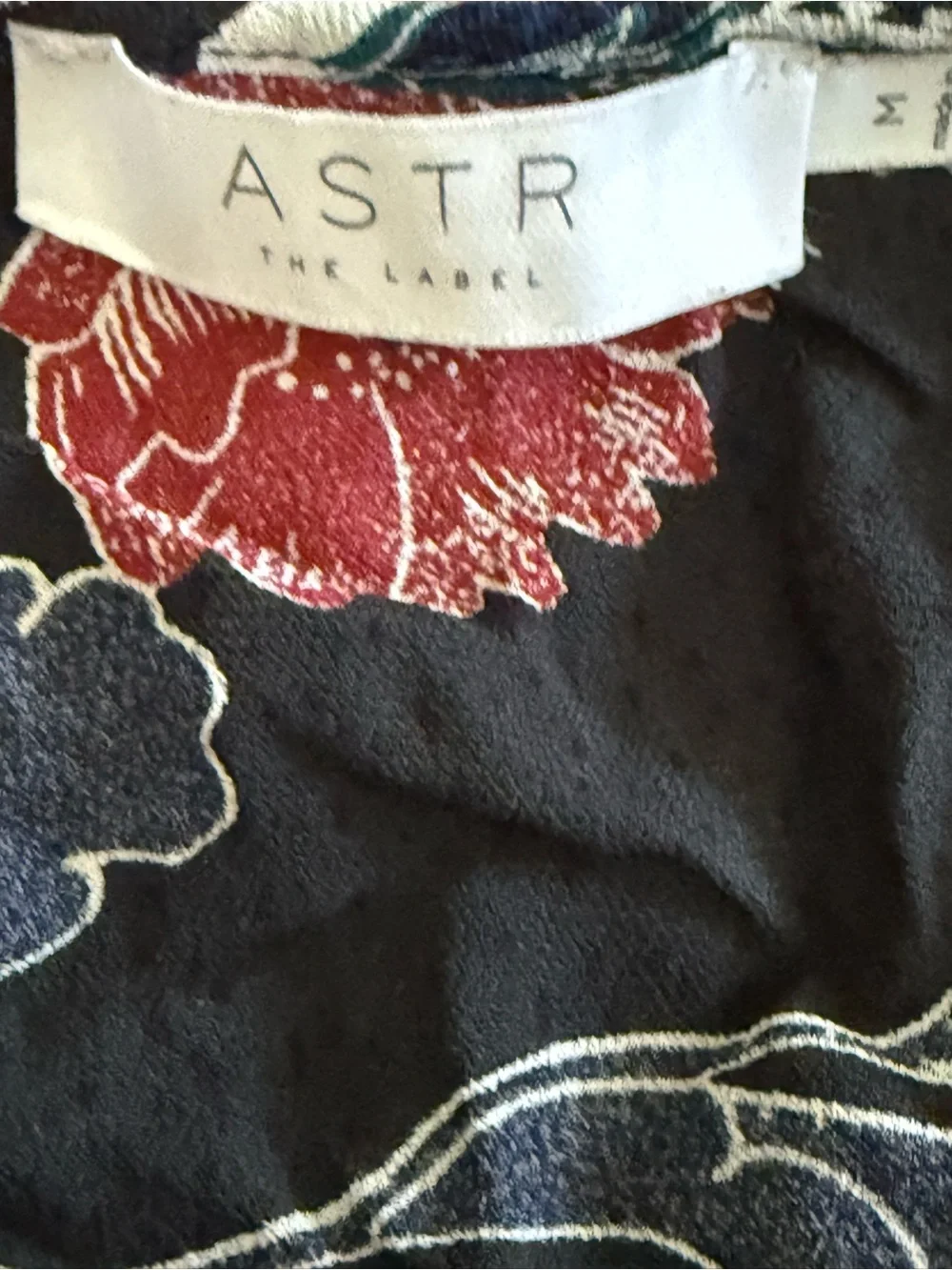 Astr label black