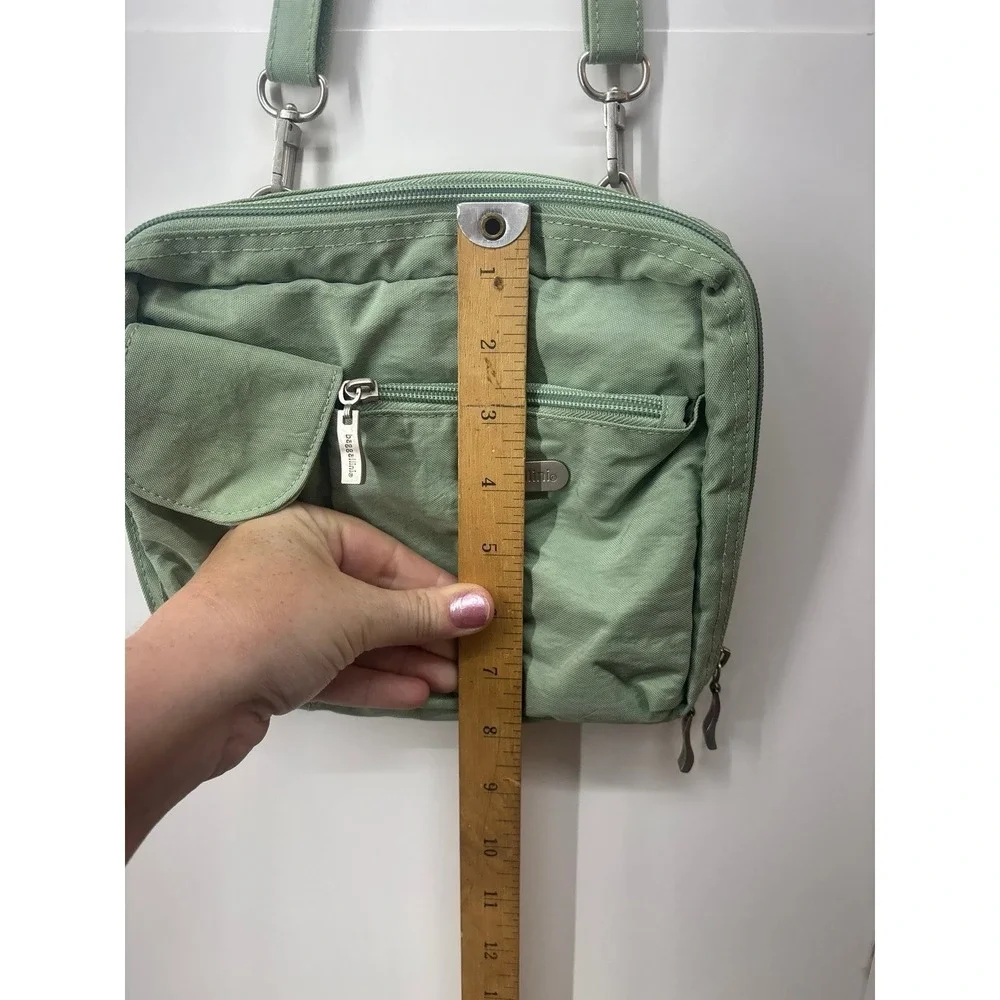 Baggallini this bagolini