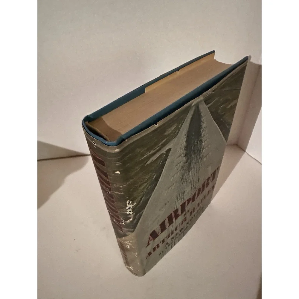 Airport by Arthur Hailey Hardcover 1968 DOUBLEDAY Book Club Edition W/ DJ