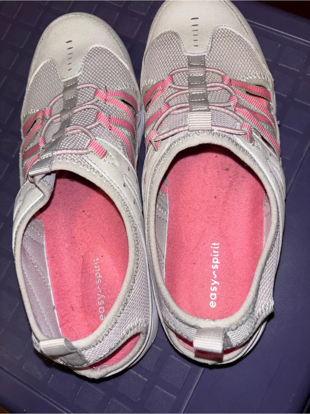 Easy Spirit lightweight slip