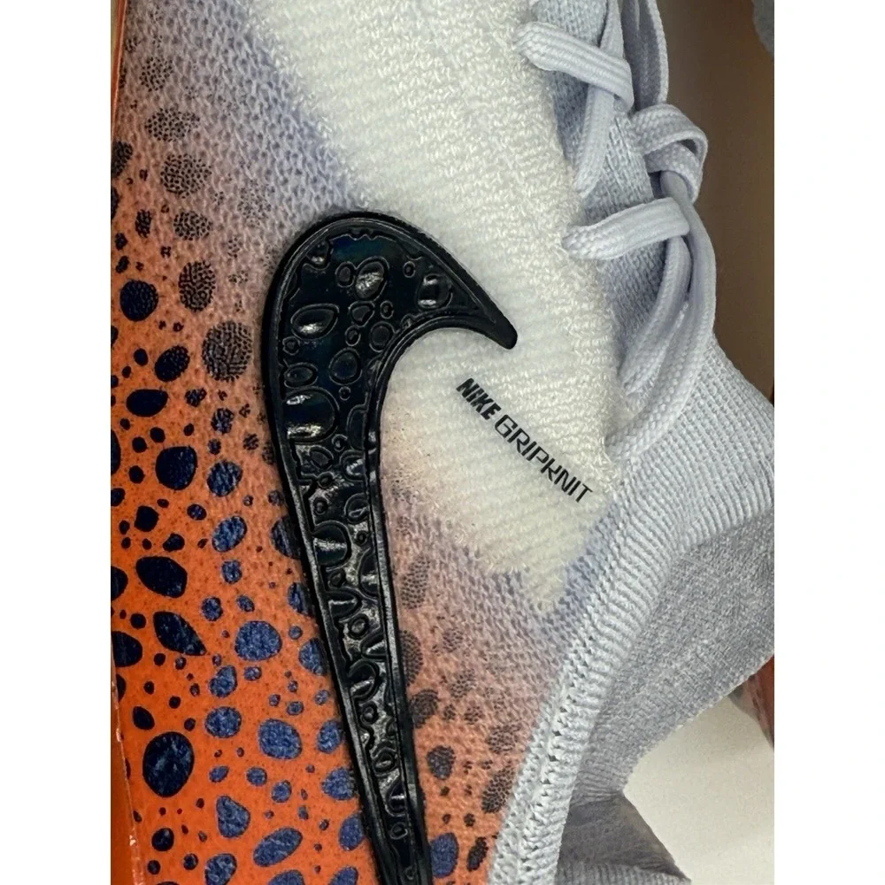 Nike that securely