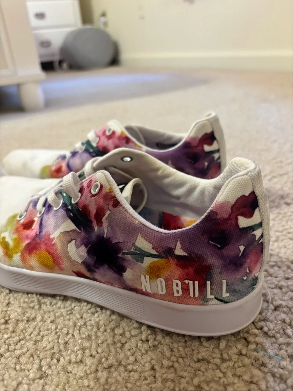 NOBULL size w7