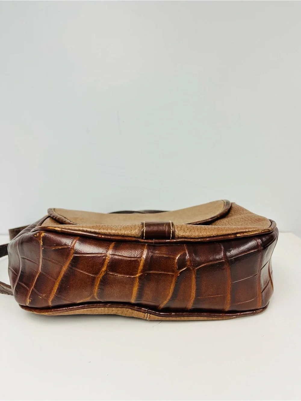 Empress brown textured