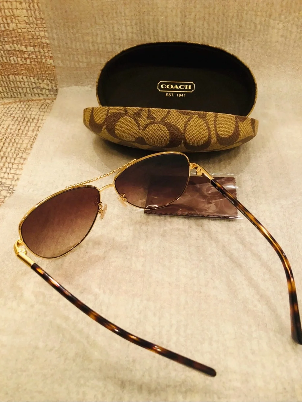 New Coach Gold Frame Brown Gradient Aviator Sunglasses with Signature Case