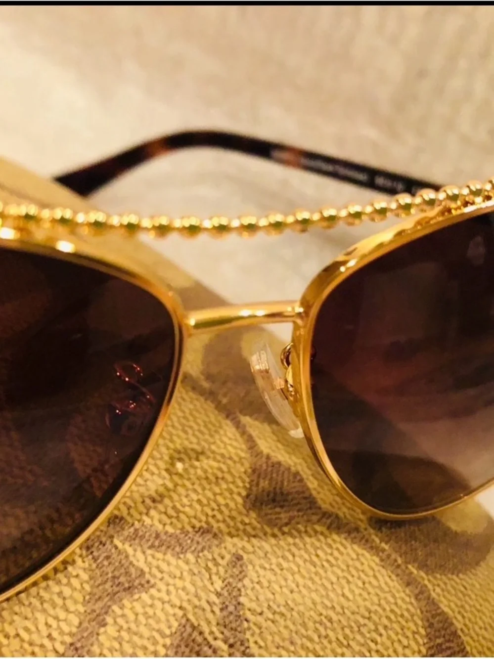 New Coach Gold Frame Brown Gradient Aviator Sunglasses with Signature Case