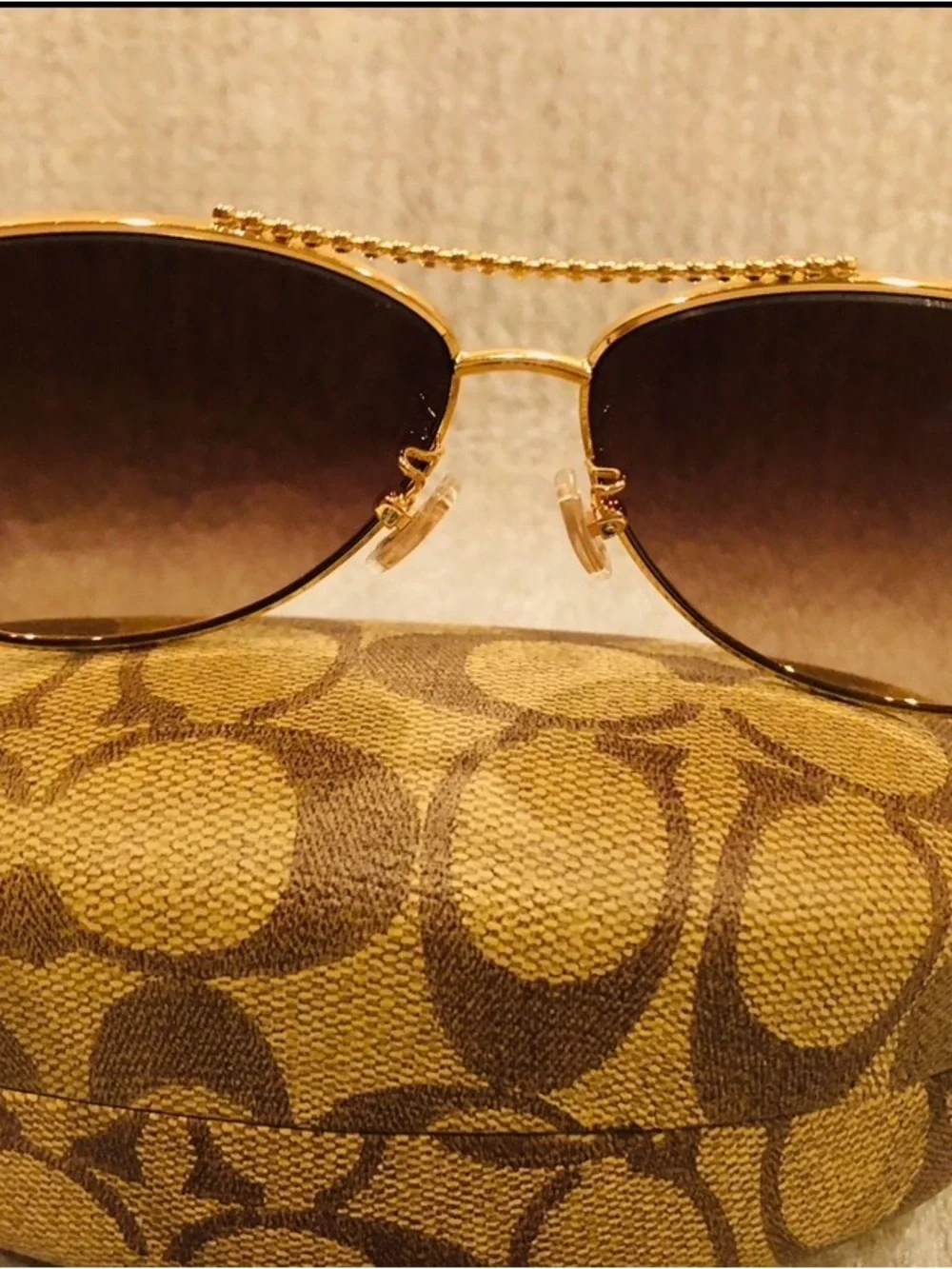 New Coach Gold Frame Brown Gradient Aviator Sunglasses with Signature Case