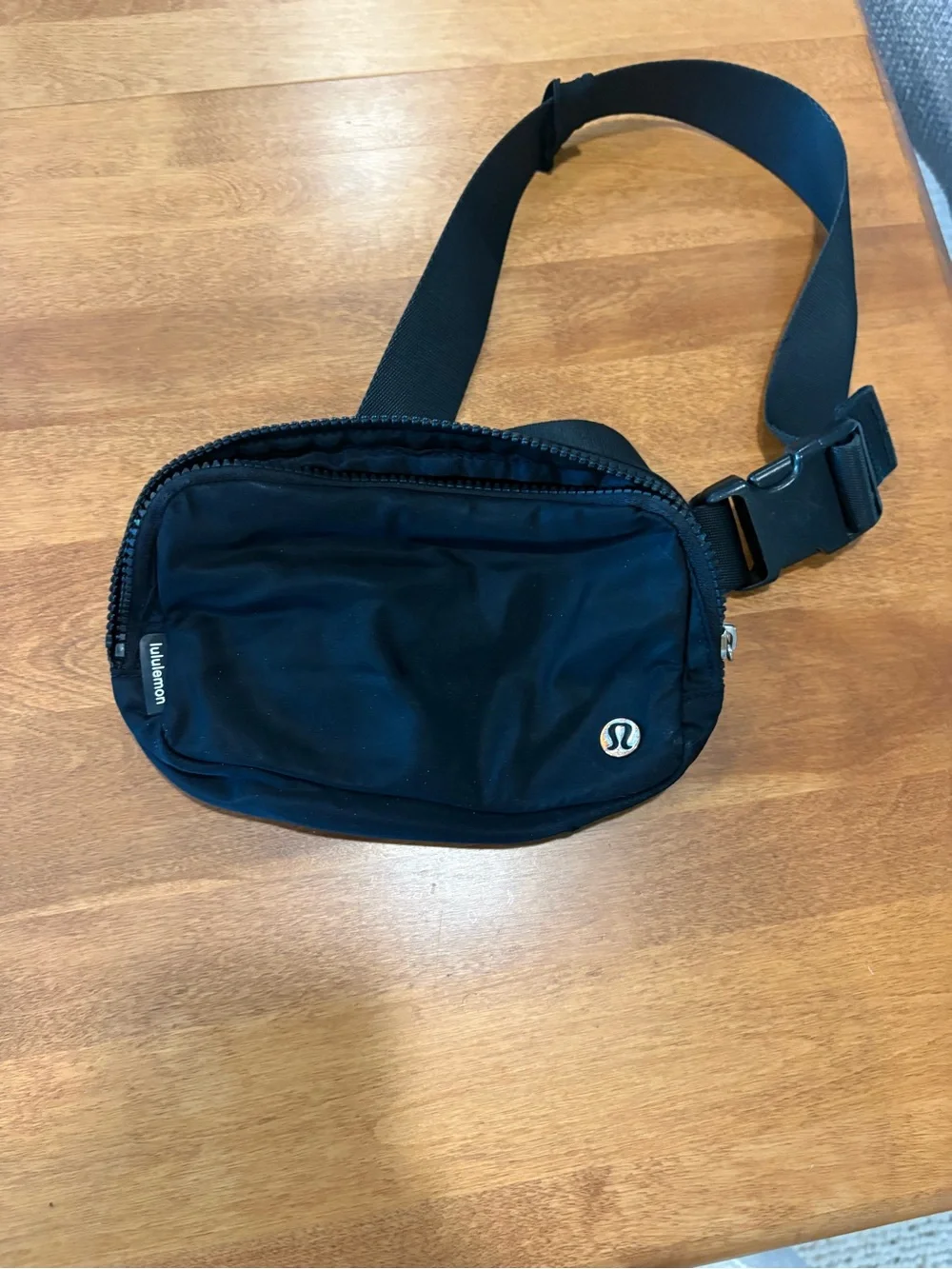 lululemon athletica Black Crossbody Belt Bag