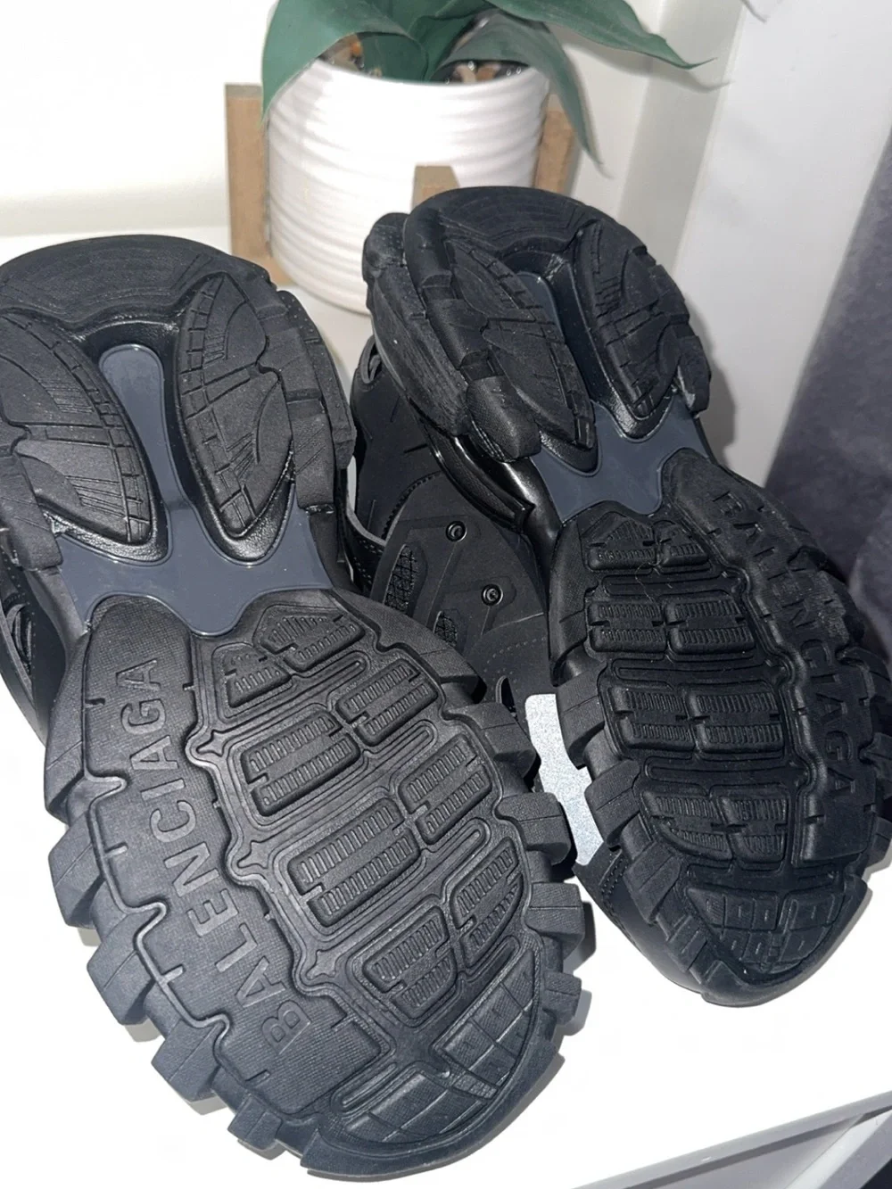 balenciaga black track sneakers size 8