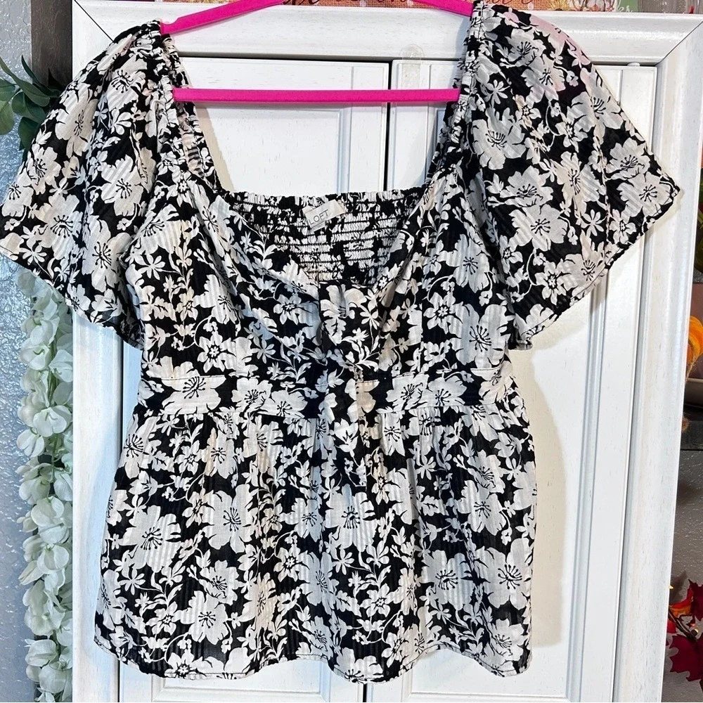 LOFT floral puff