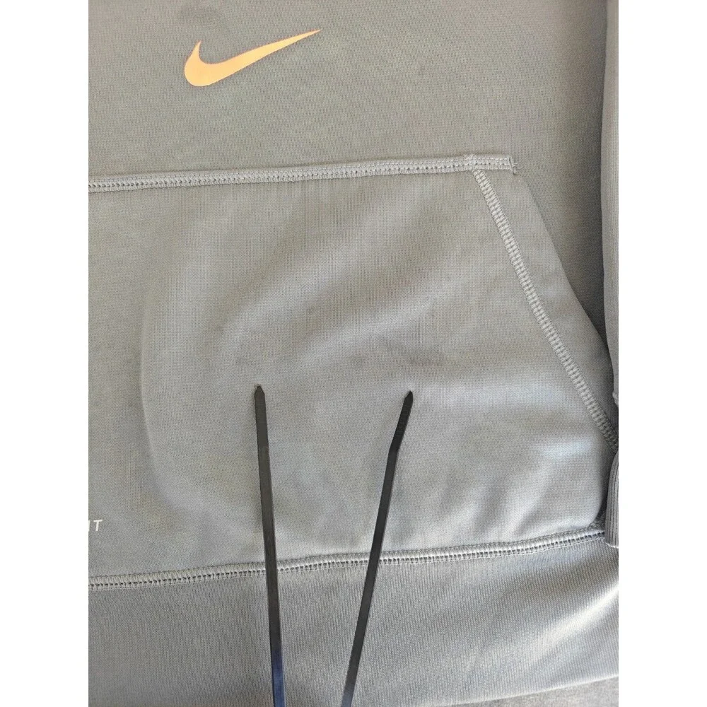 Nike description therma