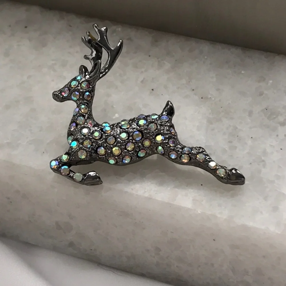 OTC deer brooch, beautiful iridescent rhinestones, 1 1/2 in length