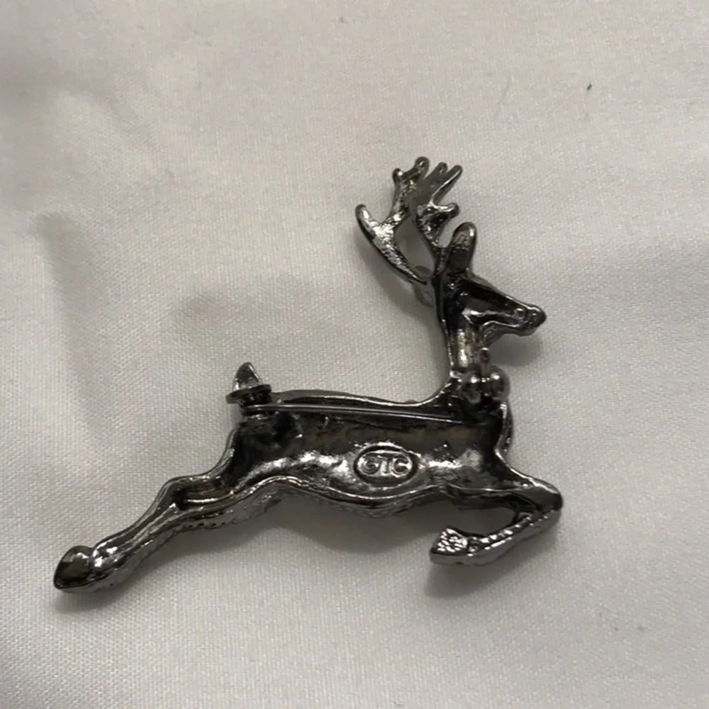 OTC deer brooch, beautiful iridescent rhinestones, 1 1/2 in length