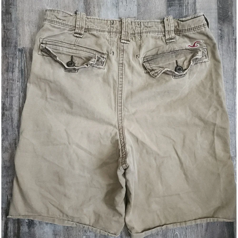 Hollister california cargo