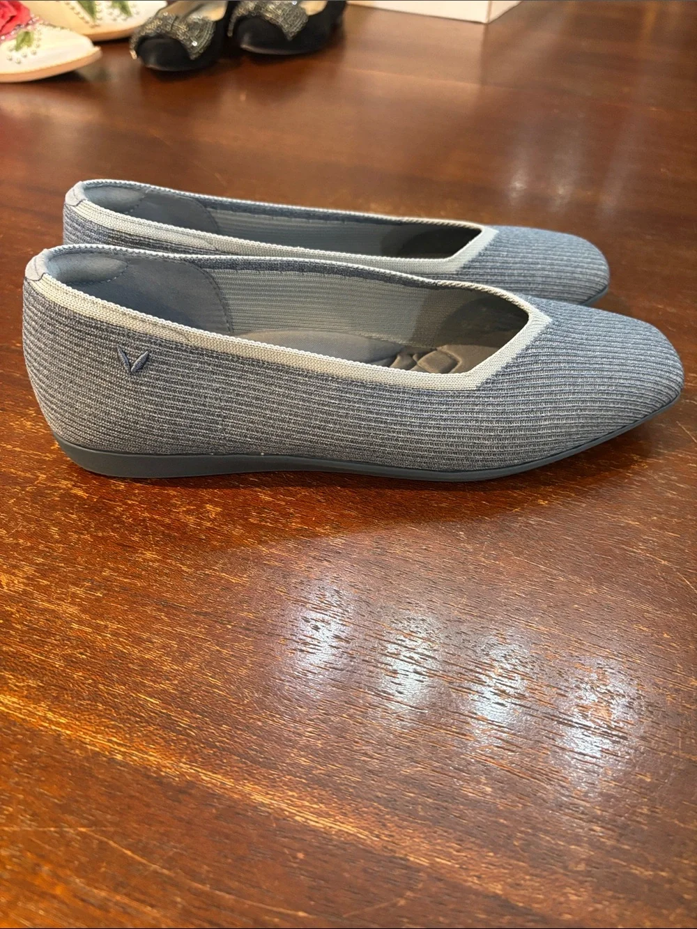 Vivaia blue denim