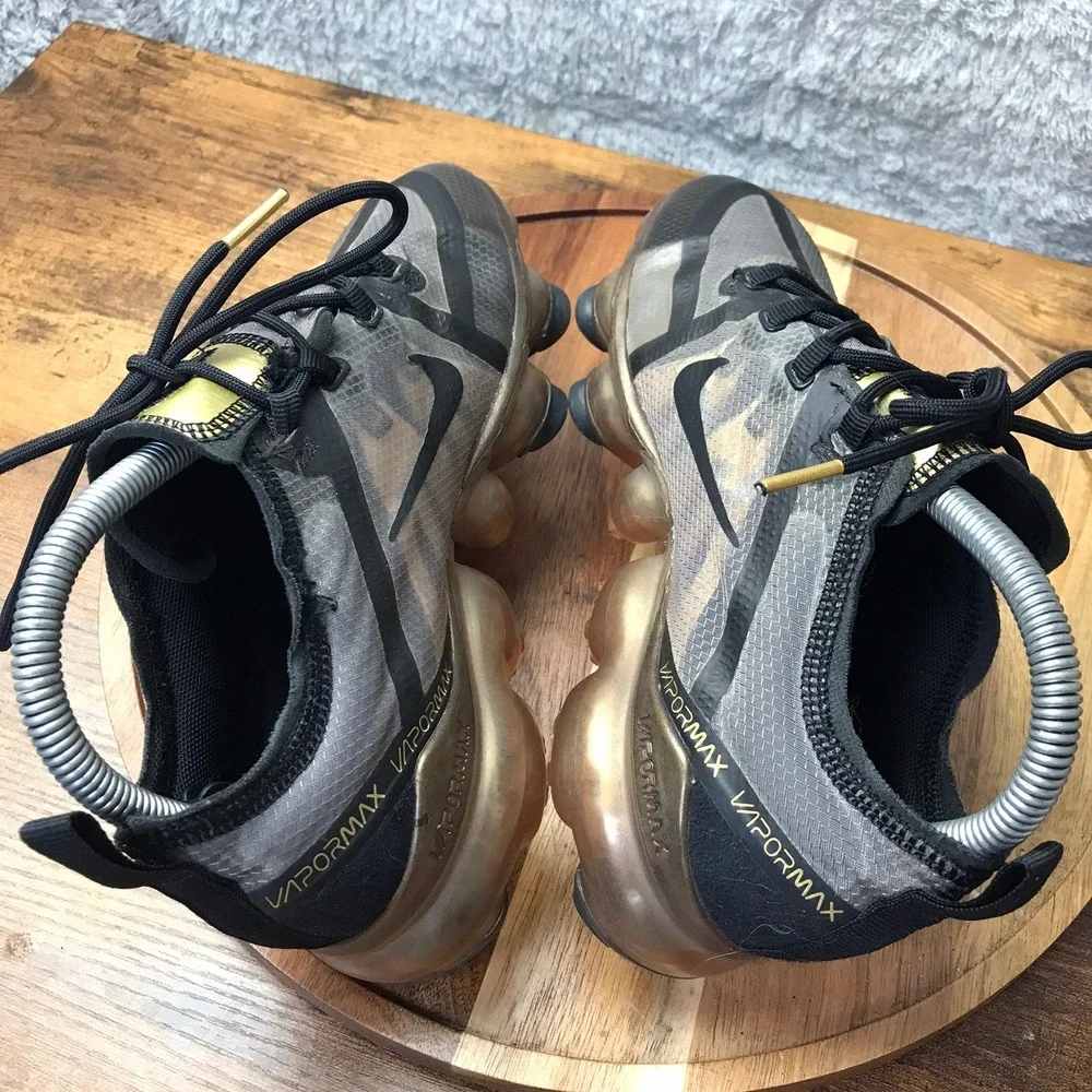 Nike these sneakers