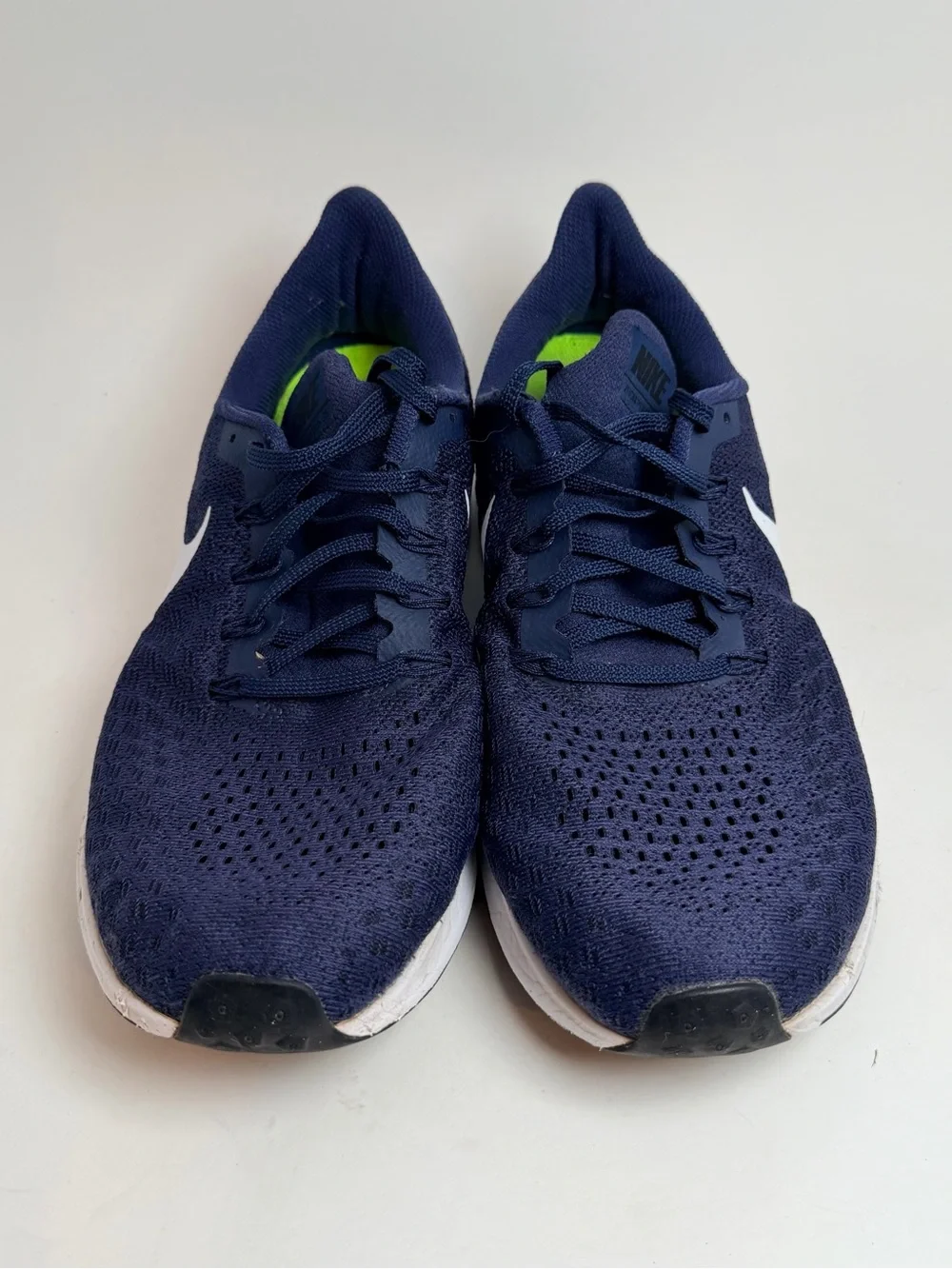 Nike Men’s Navy Blue and White Running Shoes