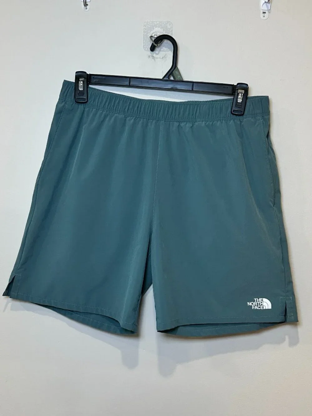 The North Face Men's Wander Shorts Teal Size Large Elastic Waist 3 Pocket