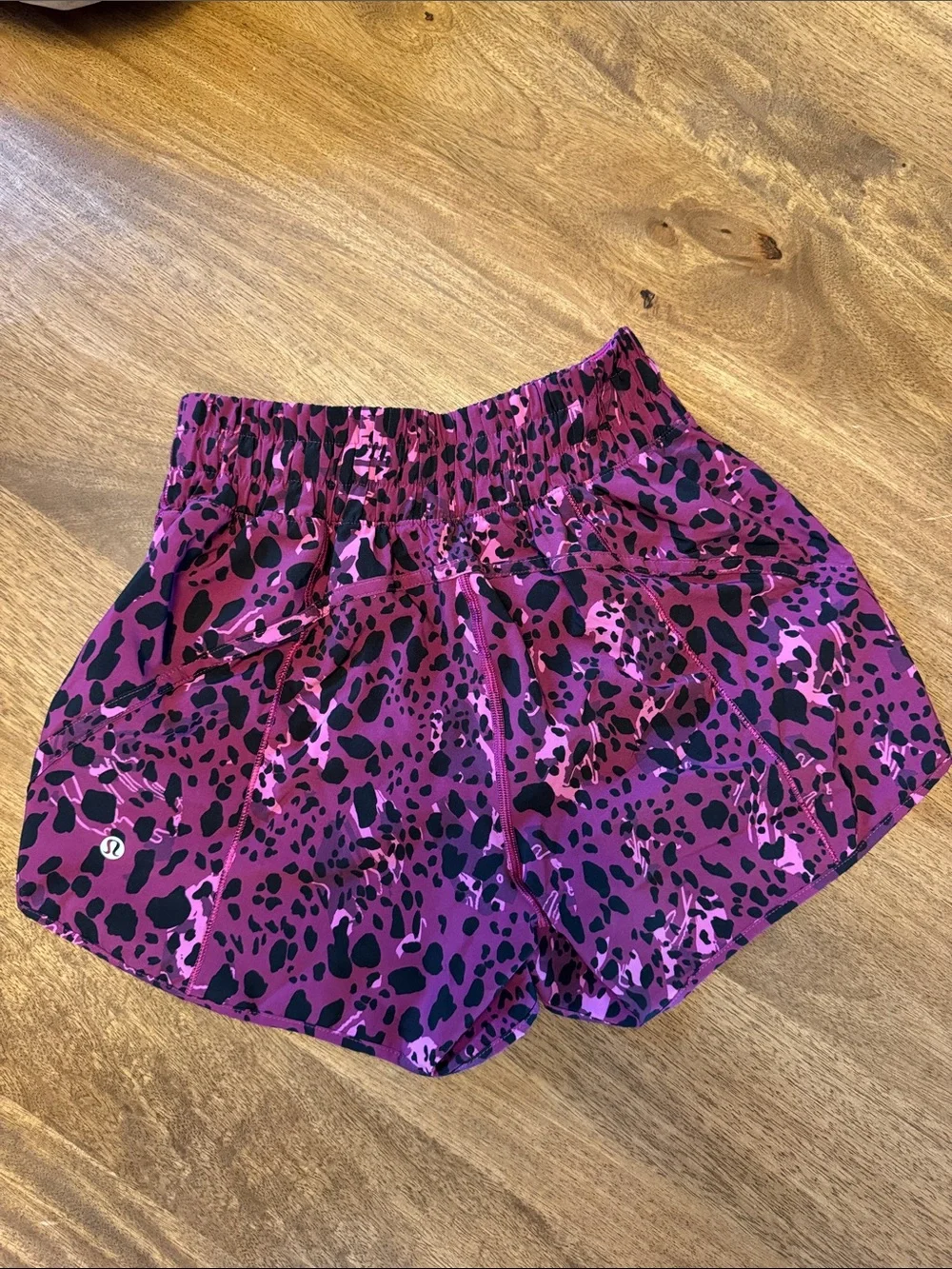 lululemon athletica secure fabric fit