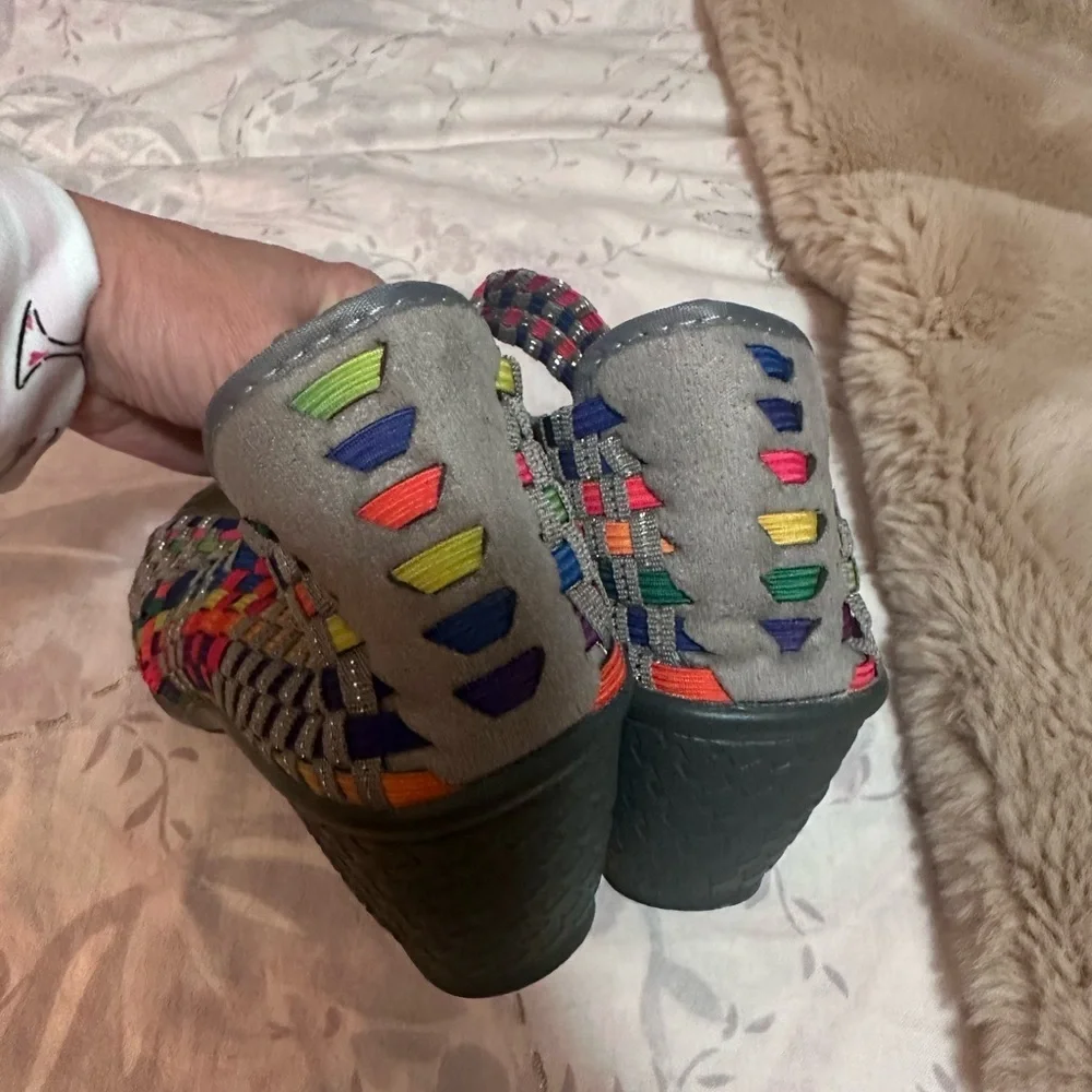 bernie mev. these vibrant