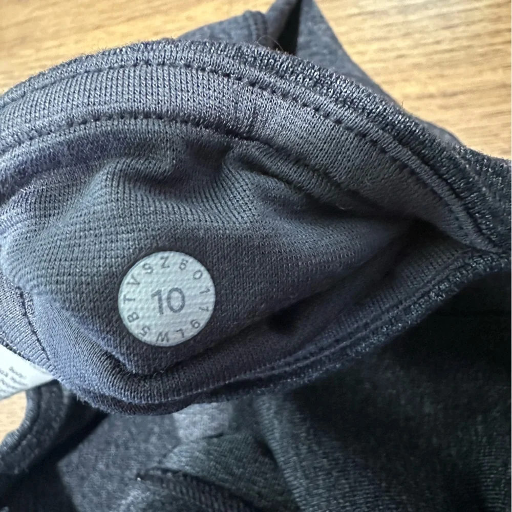 lululemon athletica chic charcoal
