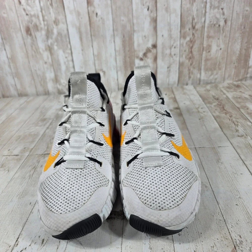 Nike pull built feature