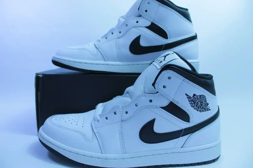 Air Jordan 1 Mid 'White Black sz M9 DQ8426 132