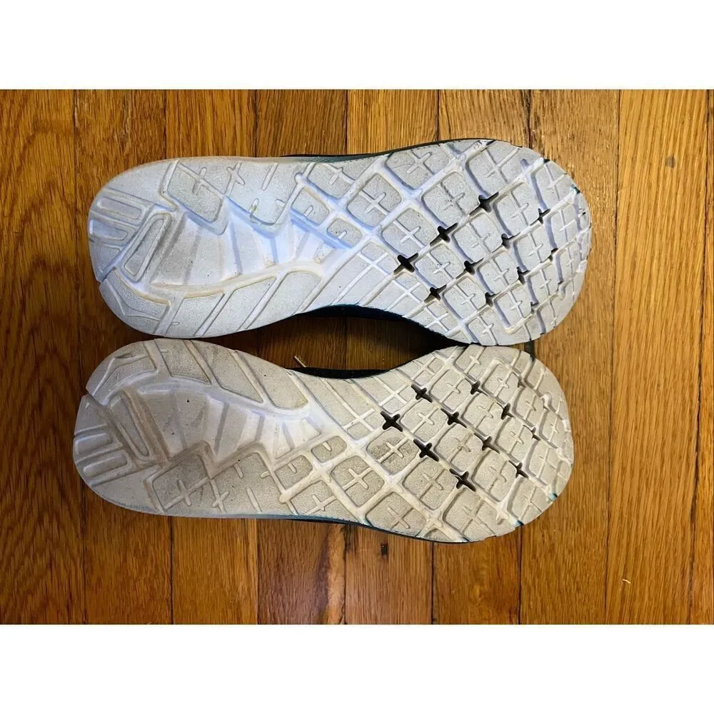 Hoka One One hoka one