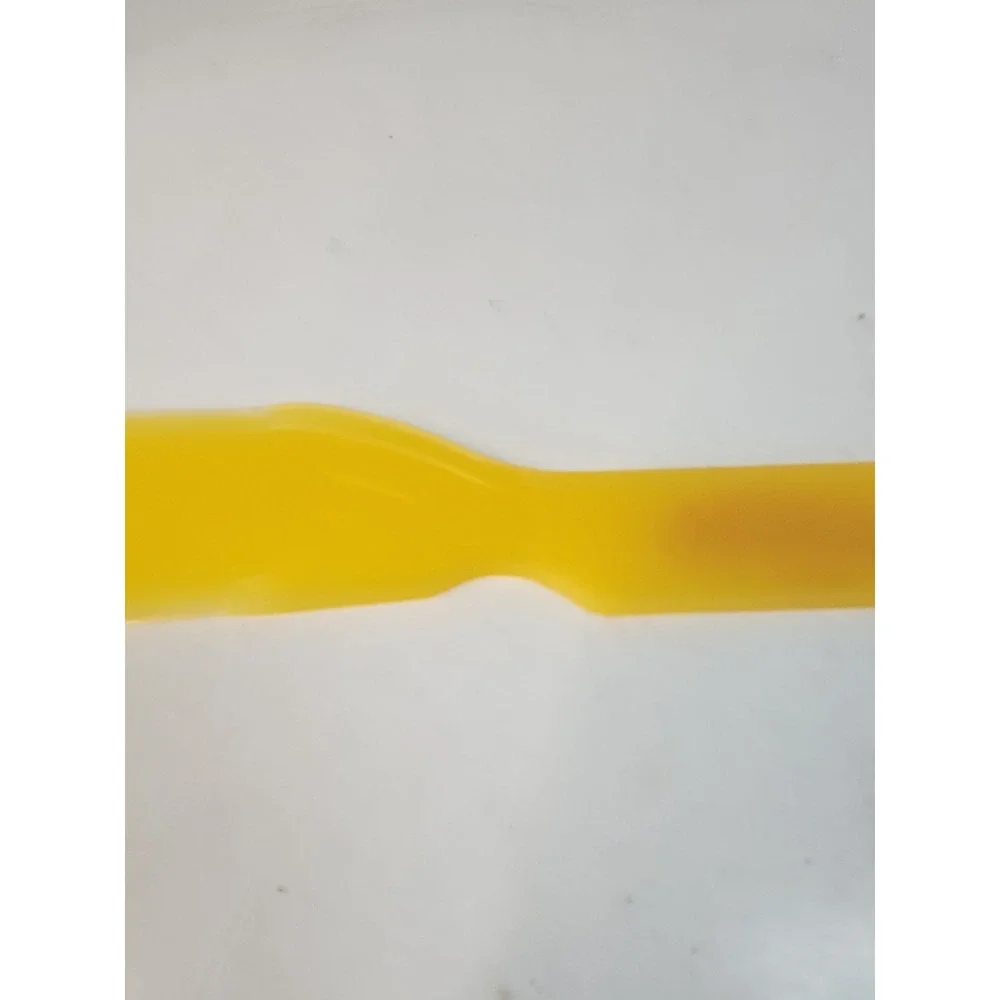 VELVEETA spreader scuffs looking