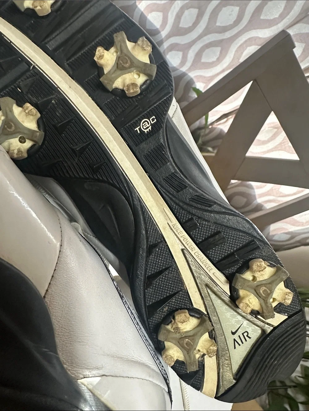 Women’s Nike Golf classic shoe White Leather with Black Piping