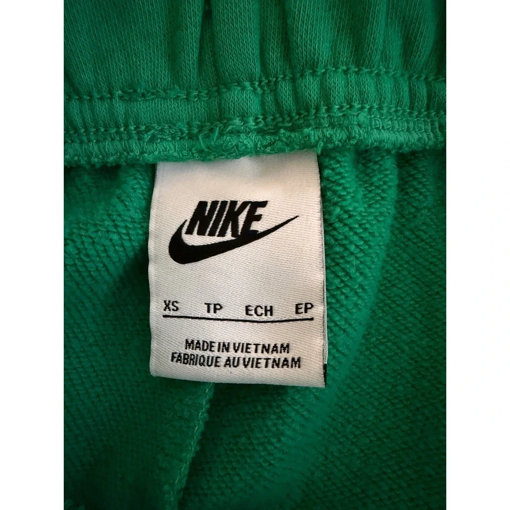 Nike Womens Sportswear Fleece Shorts Green Elastic Drawstring Logo Small