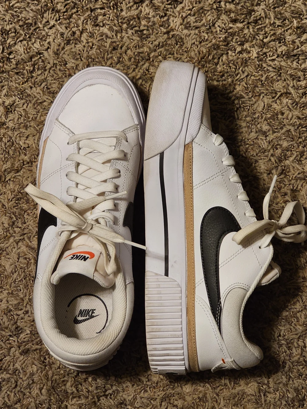 Nike Womens Court Legacy Lift Shoes.