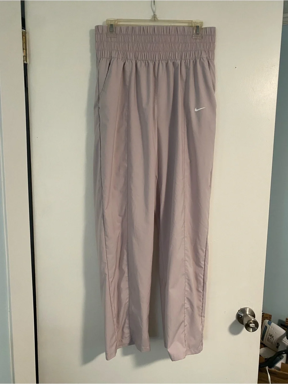 WORN ONCE Nike High Waist Active Wear Pants Women’s L Light Pink Workout Gym