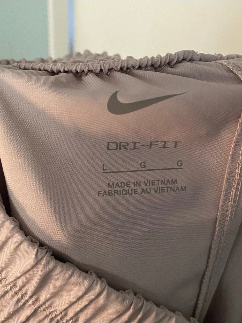 Nike waist 30”