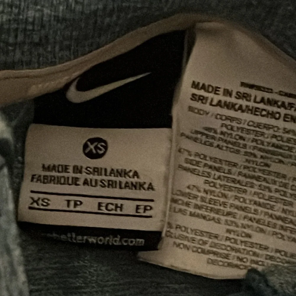 Nike Drifit Run the Earth 1/4 zip running top