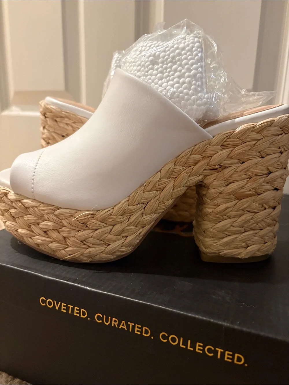 Lulus heel nwt