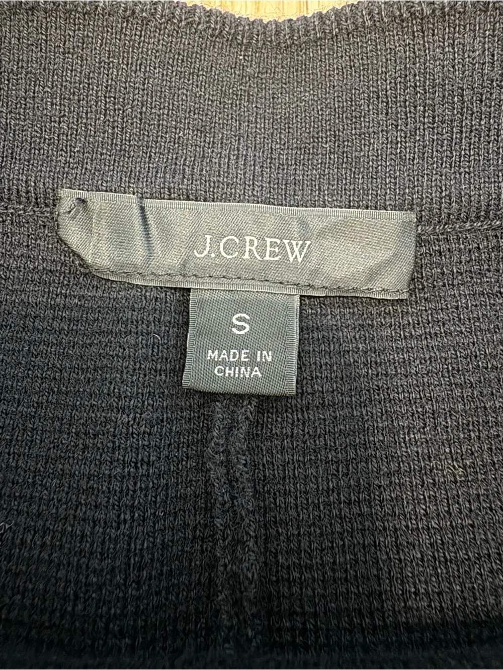 J. Crew 🔥 trending