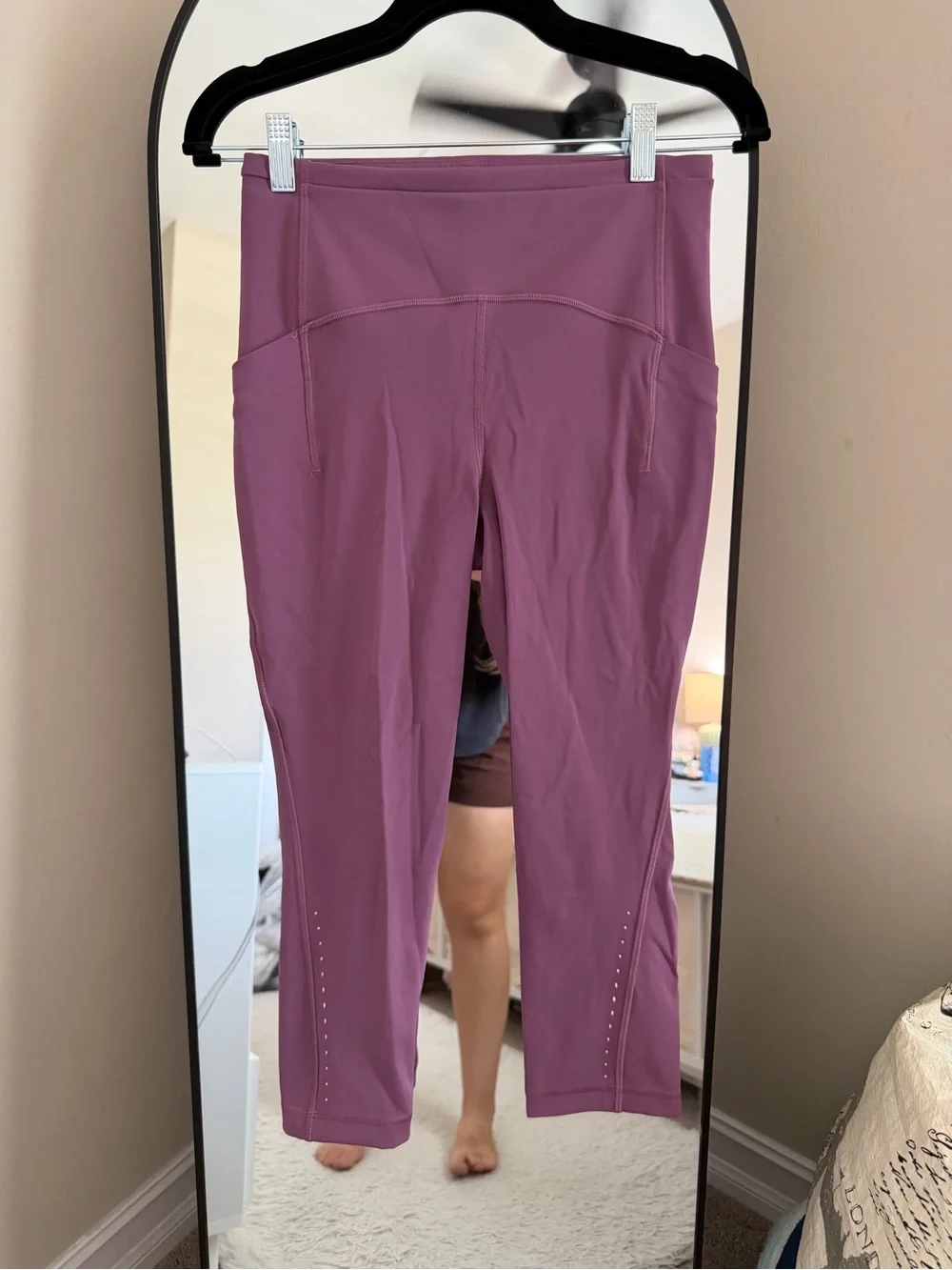 lululemon athletica Mauve crop leggings
