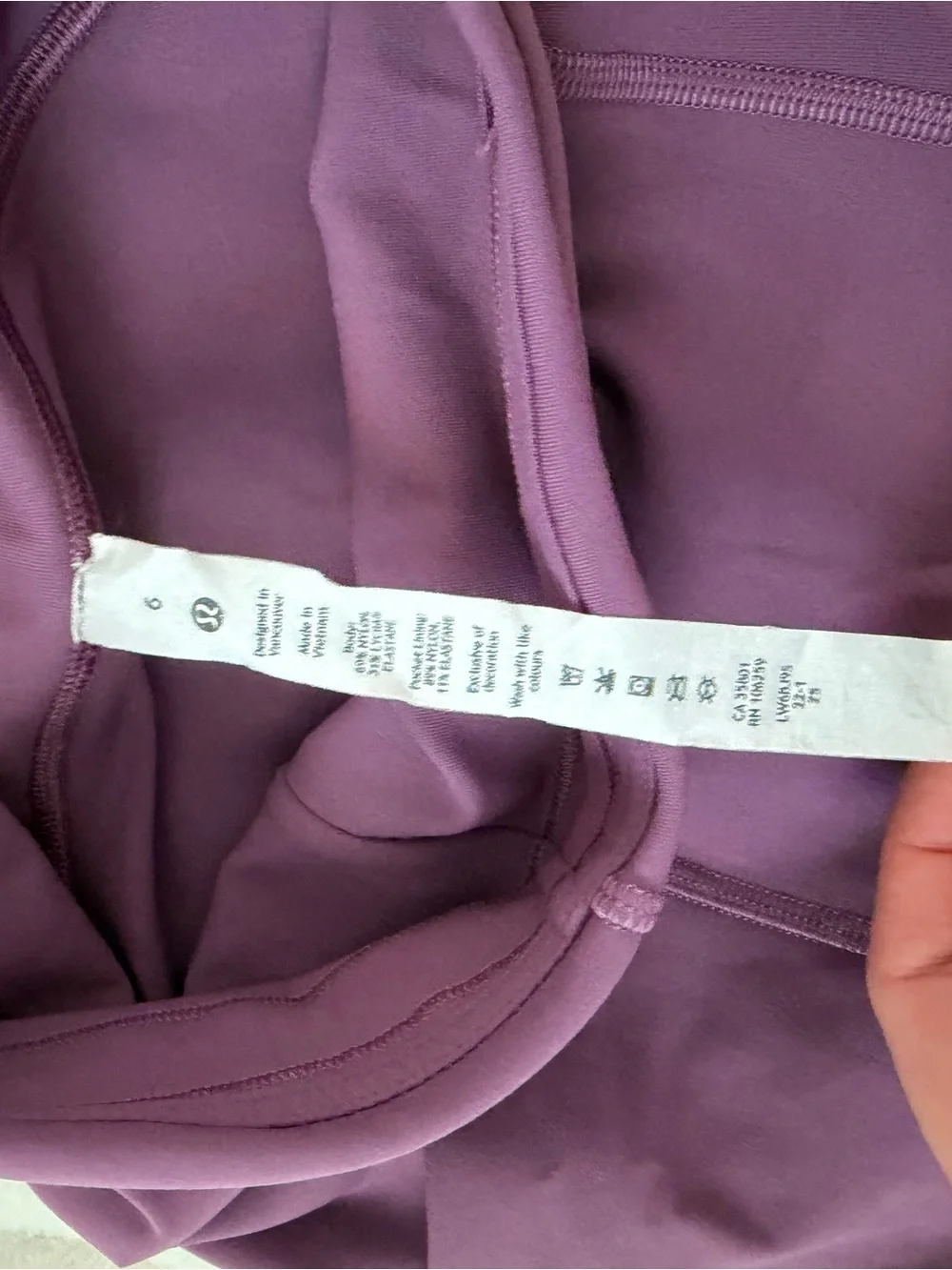 lululemon athletica size excellent