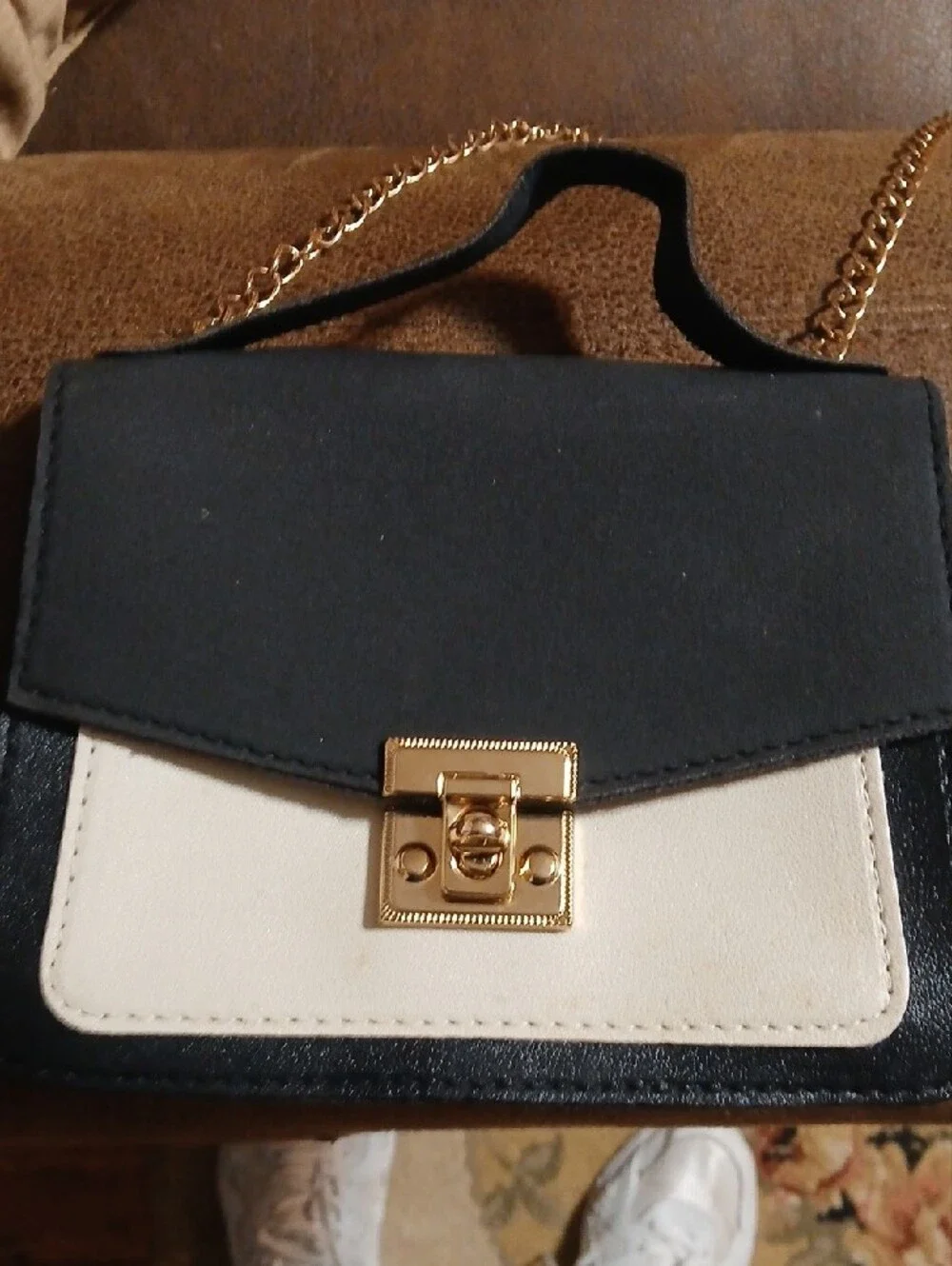 N/A chic black