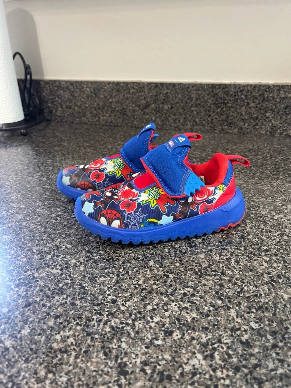 adidas kids sneakers