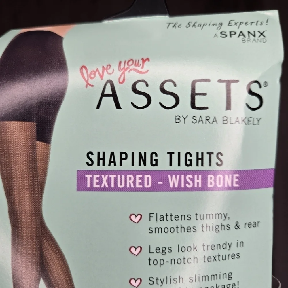 SPANX brand style