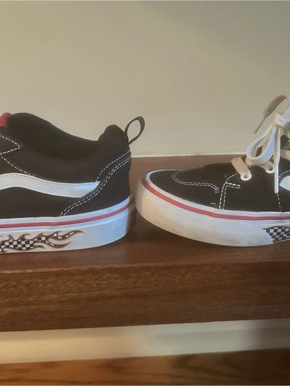 Vans classic silhouette